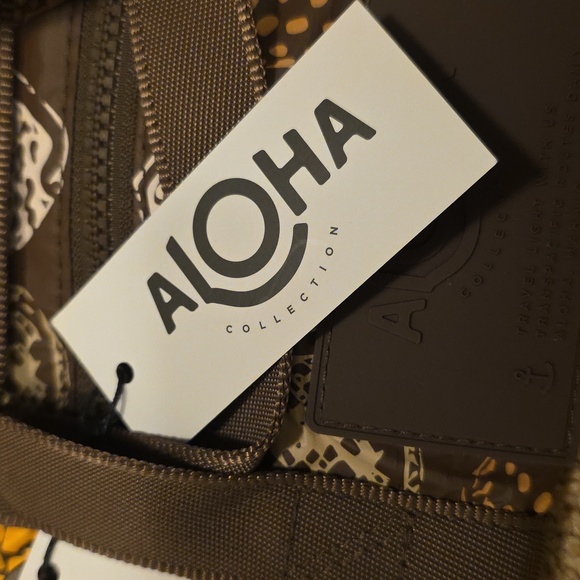 Aloha Collection Shell Mini Duffel - Picture 3 of 4